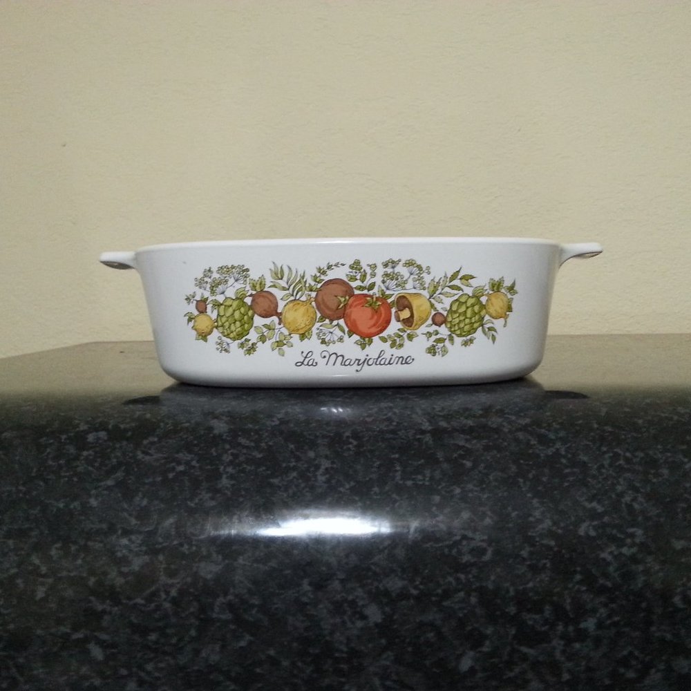 Vintage Corningware Corning A-2-B  Casserole Dish Pan La Marjolaine 2 Quart